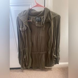 Cute army green jacket